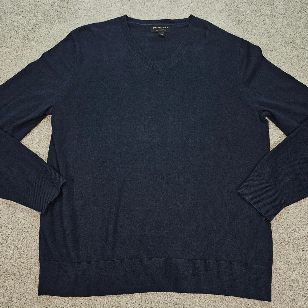 Banana Republic Men Sweater V Neck Long Sleeve Premium Luxe Large Cashmere Blend